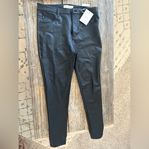 NWT Black Skinny Leather Pants - Picture 4 of 4